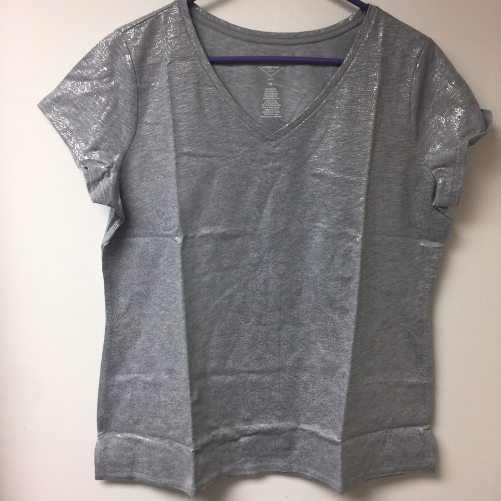 Silver sparkle vneck NWOT